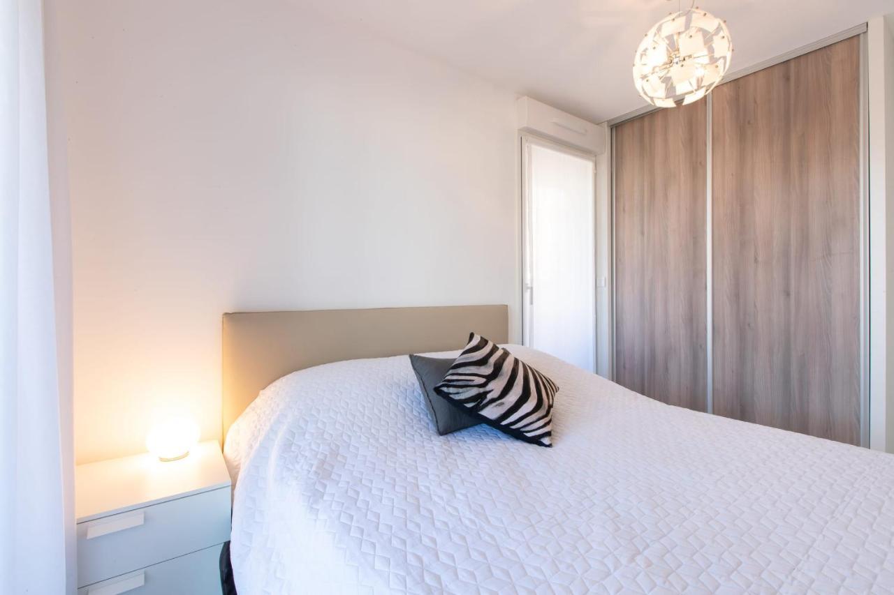 Renovated 2-Br Apartment With Terrace And Pool Cannes Extérieur photo