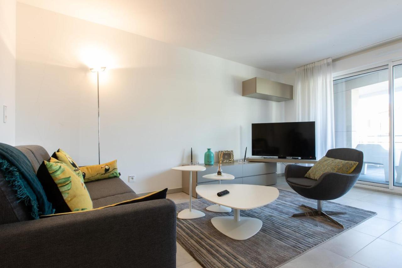 Renovated 2-Br Apartment With Terrace And Pool Cannes Extérieur photo